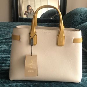SOLD❗️Burberry Tote
